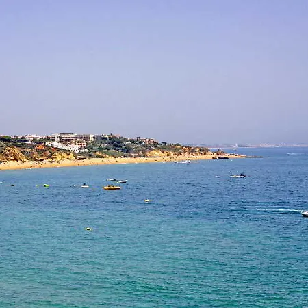 Baltum מלון אלבופיירה