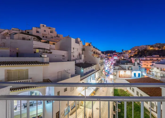 巴尔图酒店 酒店 3*